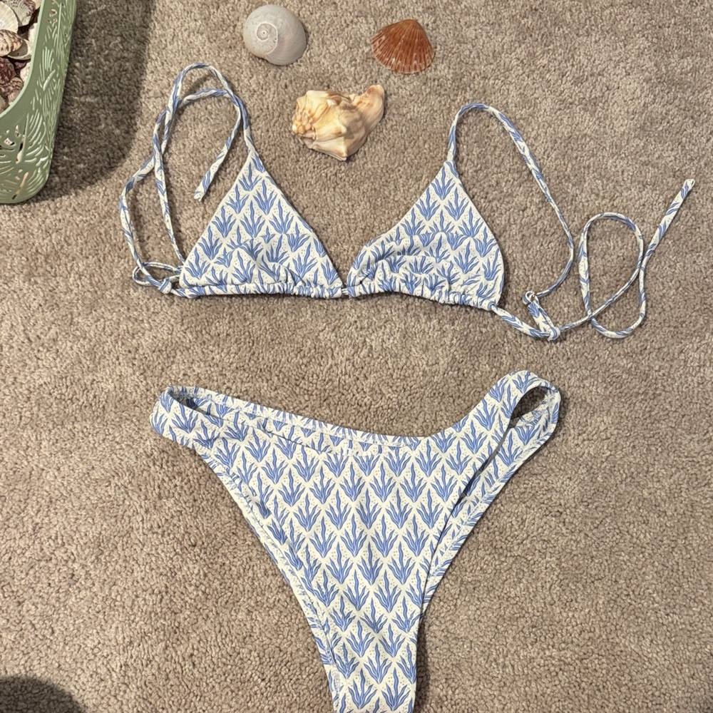 Honey Swim Blue and White Patterned Bikini Set